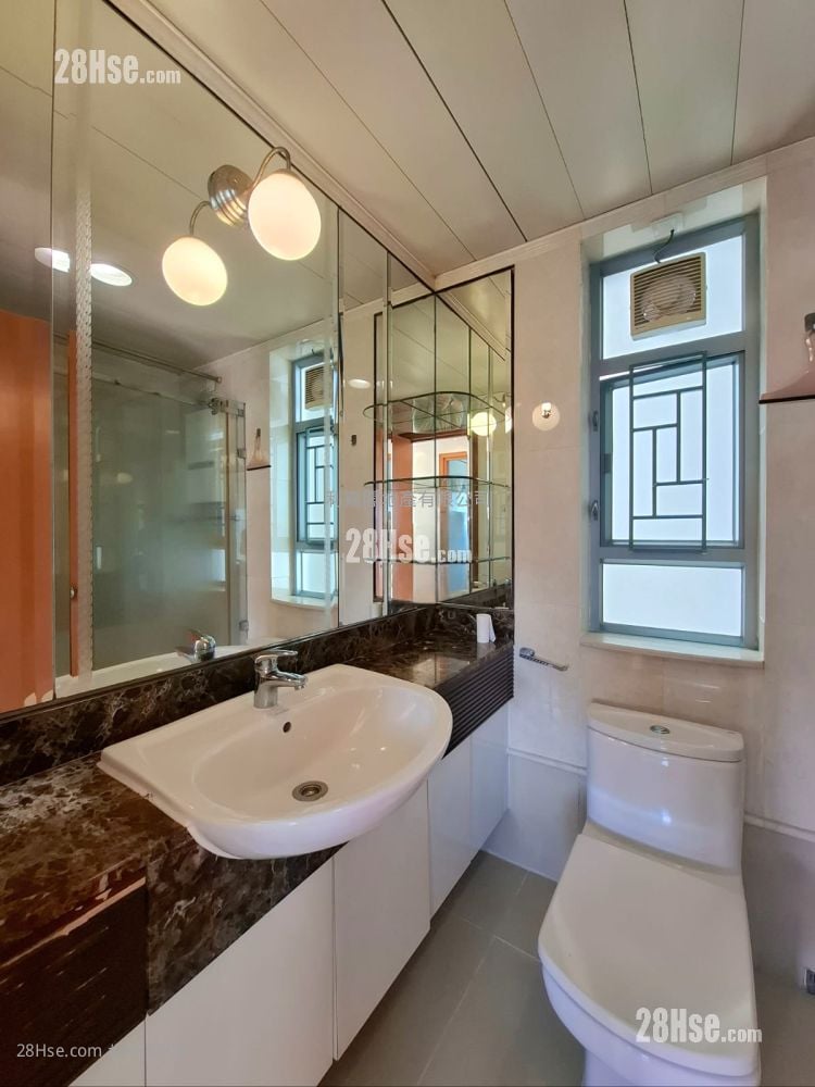 Seaview Crescent Rental 2 Bedrooms , 1 Bathroom 521 ft² Seaview Crescent Rental 2 Bedrooms , 1 Bathroom 521 ft²