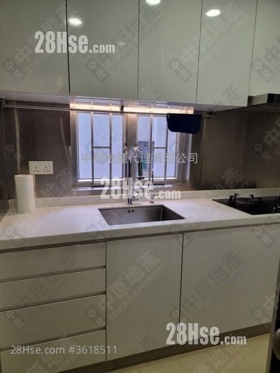 Village Gardens Sell 3 Bedrooms , 2 Bathrooms 801 ft² Village Gardens Sell 3 Bedrooms , 2 Bathrooms 801 ft²