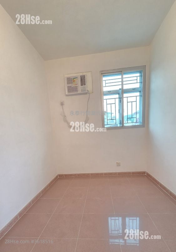 Village Rental 3 Bedrooms , 2 Bathrooms Village Rental 3 Bedrooms , 2 Bathrooms