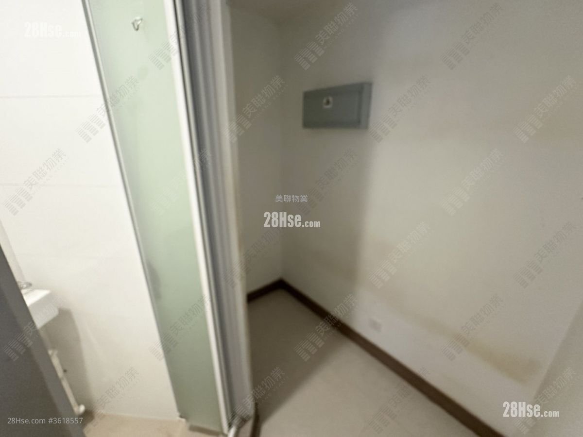 海之戀 租盤 3 房 , 3 浴室 797 平方呎 海之戀 租盤 3 房 , 3 浴室 797 平方呎