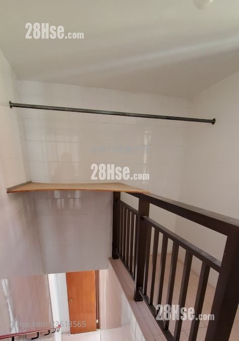 Village Rental 3 Bedrooms , 2 Bathrooms Village Rental 3 Bedrooms , 2 Bathrooms