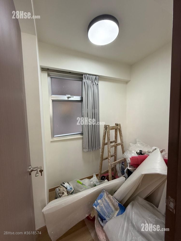 Whampoa Garden Rental 4 Bedrooms , 2 Bathrooms 729 ft² Whampoa Garden Rental 4 Bedrooms , 2 Bathrooms 729 ft²