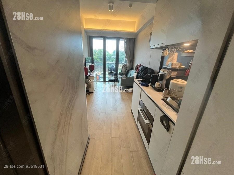 One Innovale Sell 1 Bedroom 318 ft²