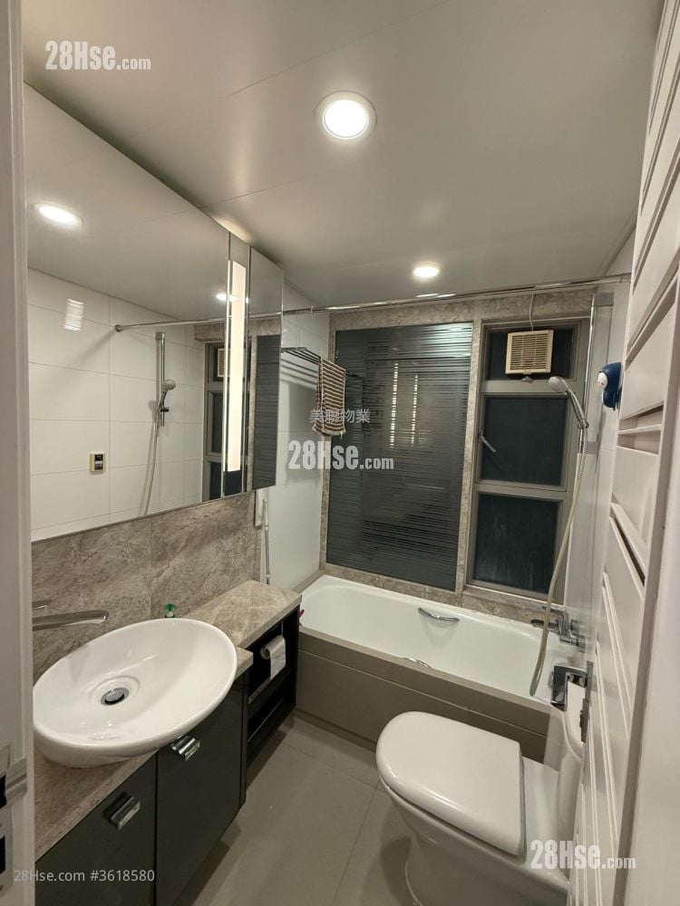 City Point Rental 3 Bedrooms , 2 Bathrooms 694 ft² City Point Rental 3 Bedrooms , 2 Bathrooms 694 ft²