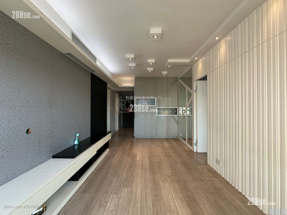 Festival City Sell 3 Bedrooms , 1 Bathroom 739 ft² Festival City Sell 3 Bedrooms , 1 Bathroom 739 ft²