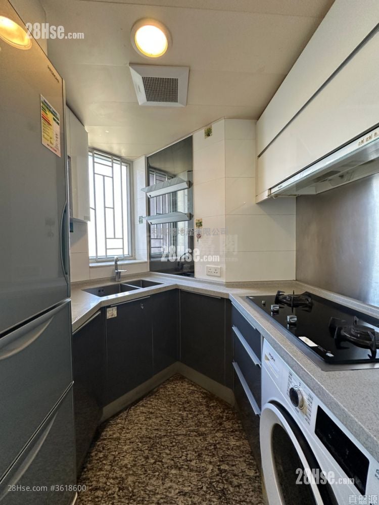 Festival City Sell 3 Bedrooms , 1 Bathroom 739 ft² Festival City Sell 3 Bedrooms , 1 Bathroom 739 ft²