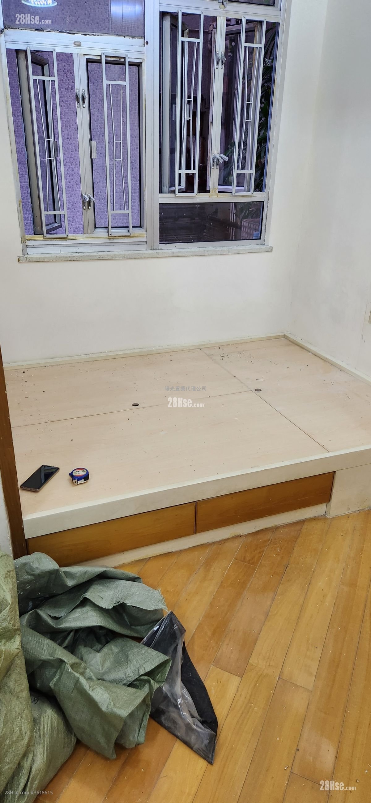 Mei Tung Building Rental 298 ft²