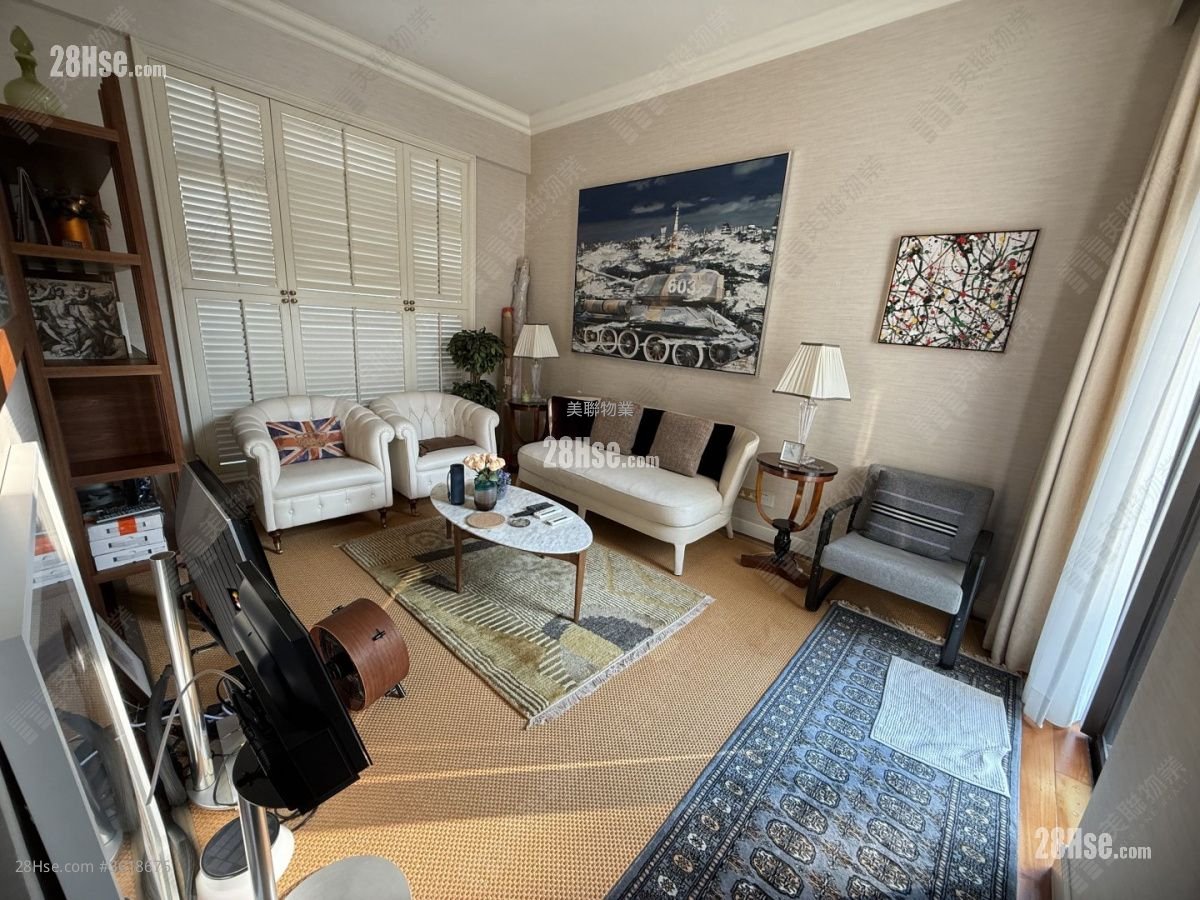 The Royal Oaks Sell 5+ Bedrooms , 4 Bathrooms 3,003 ft² The Royal Oaks Sell 5+ Bedrooms , 4 Bathrooms 3,003 ft²