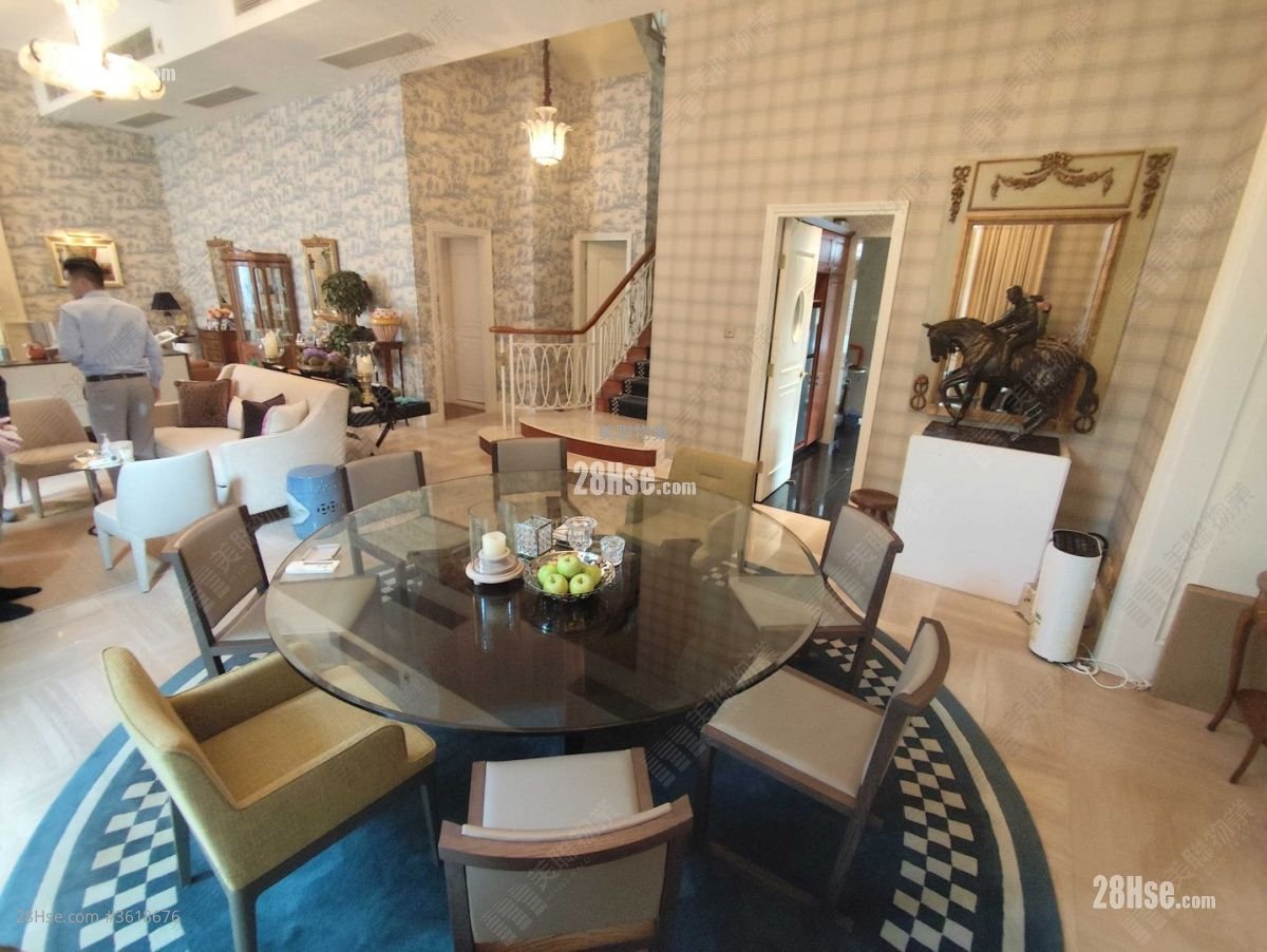 The Royal Oaks Sell 5+ Bedrooms , 4 Bathrooms 3,003 ft² The Royal Oaks Sell 5+ Bedrooms , 4 Bathrooms 3,003 ft²