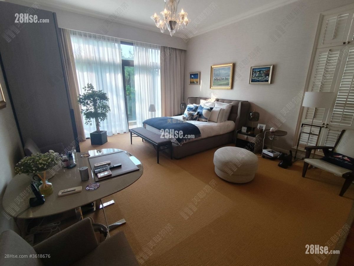 The Royal Oaks Sell 5+ Bedrooms , 4 Bathrooms 3,003 ft² The Royal Oaks Sell 5+ Bedrooms , 4 Bathrooms 3,003 ft²