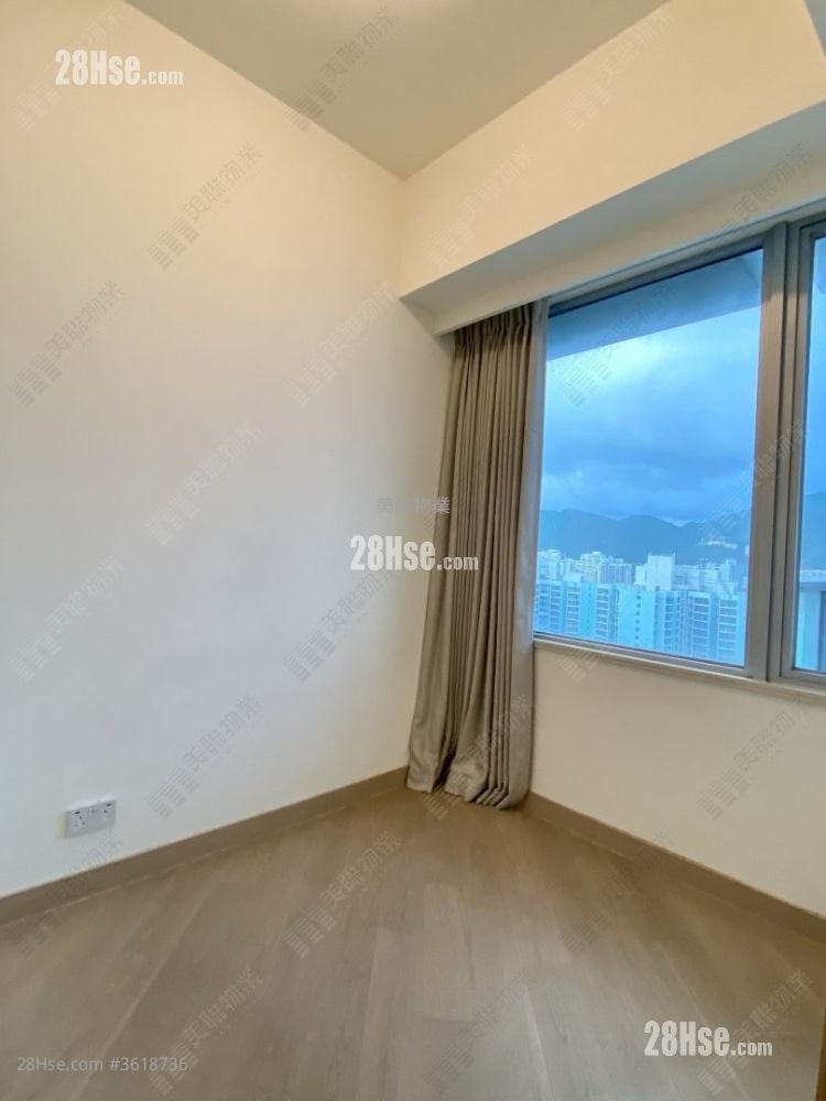 Cullinan West Sell 2 Bedrooms , 1 Bathroom 436 ft² Cullinan West Sell 2 Bedrooms , 1 Bathroom 436 ft²