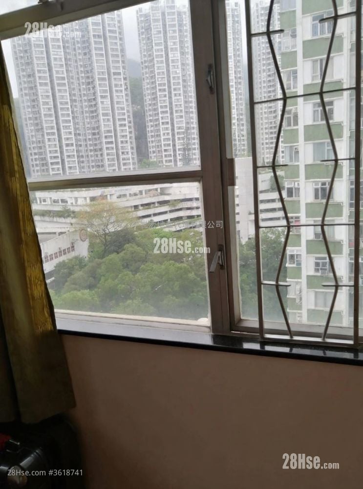 Nan Fung Sun Chuen Sell 2 Bedrooms , 1 Bathroom 391 ft²