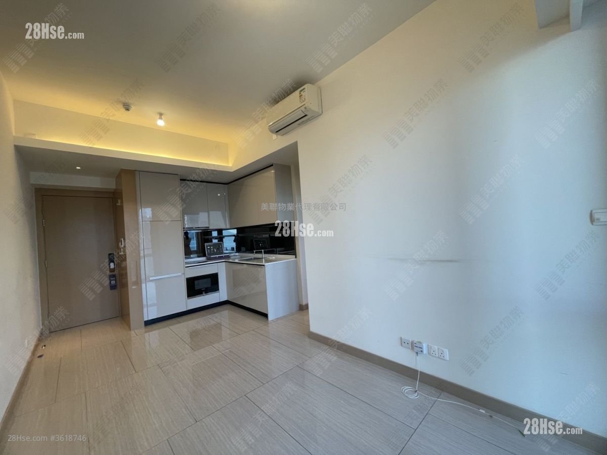 Cullinan West Rental 2 Bedrooms , 1 Bathroom 449 ft² Cullinan West Rental 2 Bedrooms , 1 Bathroom 449 ft²
