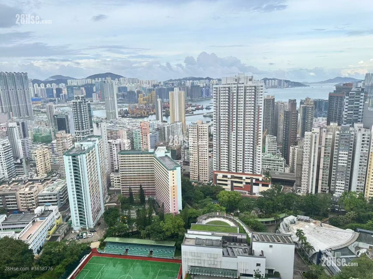 Kwun Tak Court Sell 2 Bedrooms , 1 Bathroom 449 ft² Kwun Tak Court Sell 2 Bedrooms , 1 Bathroom 449 ft²