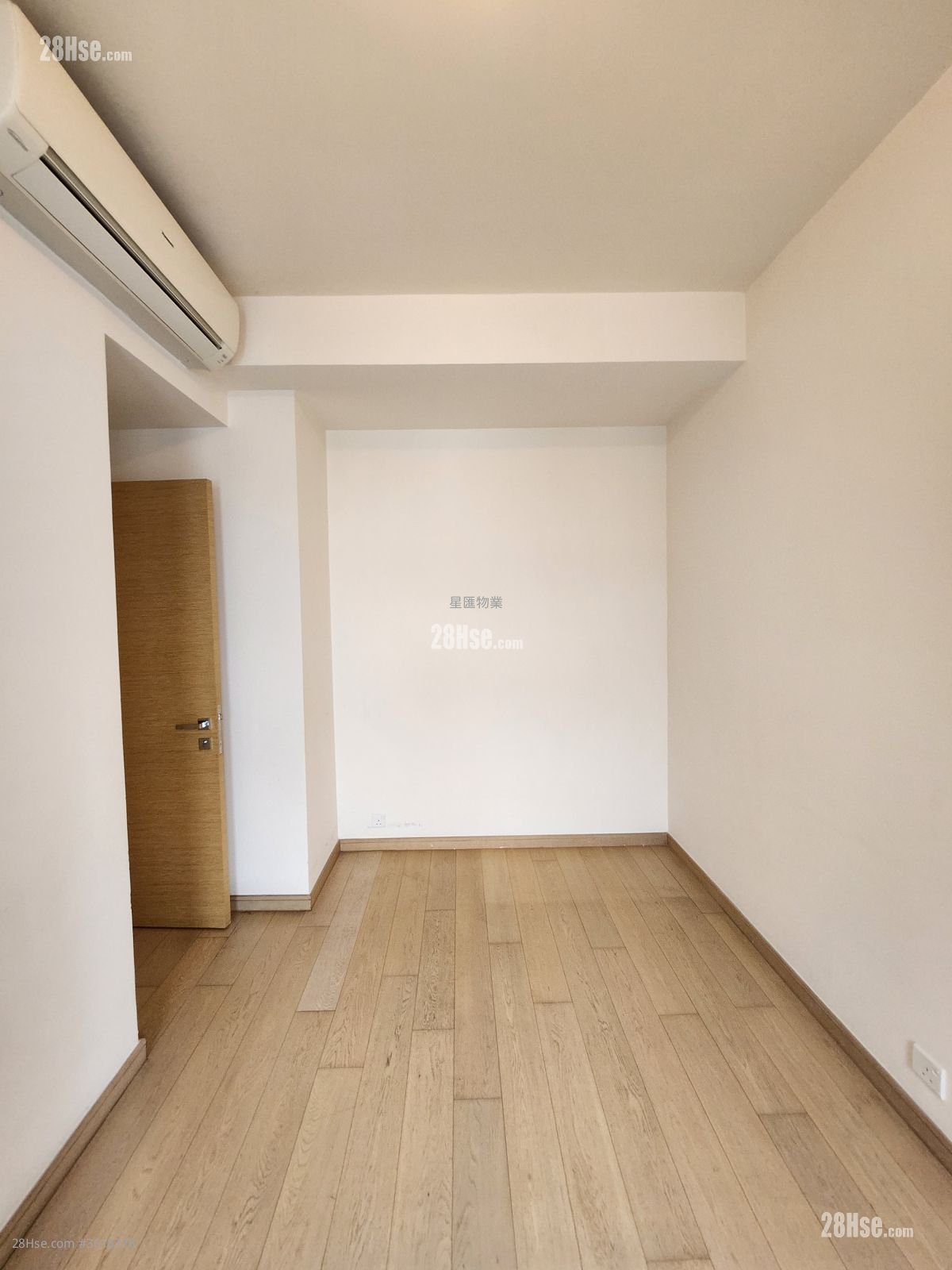 Mantin Heights Sell 3 Bedrooms , 1 Bathroom 665 ft² Mantin Heights Sell 3 Bedrooms , 1 Bathroom 665 ft²
