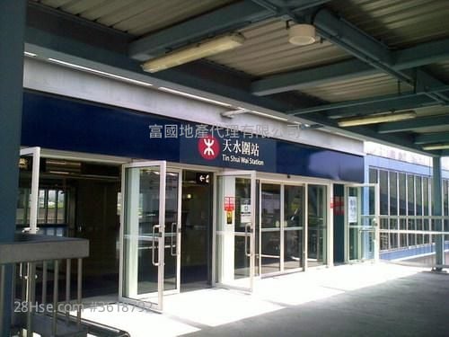 嘉湖山莊 售盤 2 房 , 1 浴室 441 平方呎 嘉湖山莊 售盤 2 房 , 1 浴室 441 平方呎
