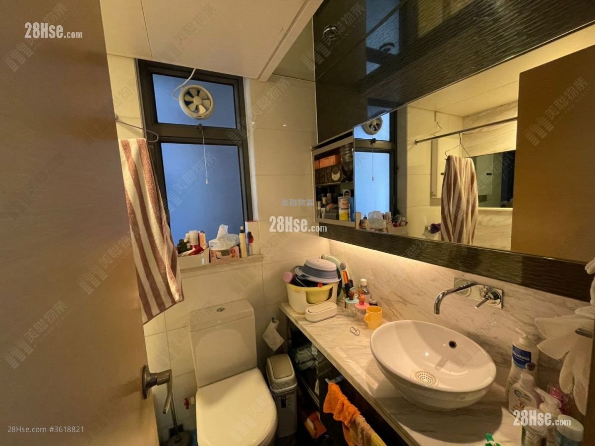 Yoho Midtown 售盘 2 房 , 1 浴室 475 平方尺 Yoho Midtown 售盘 2 房 , 1 浴室 475 平方尺