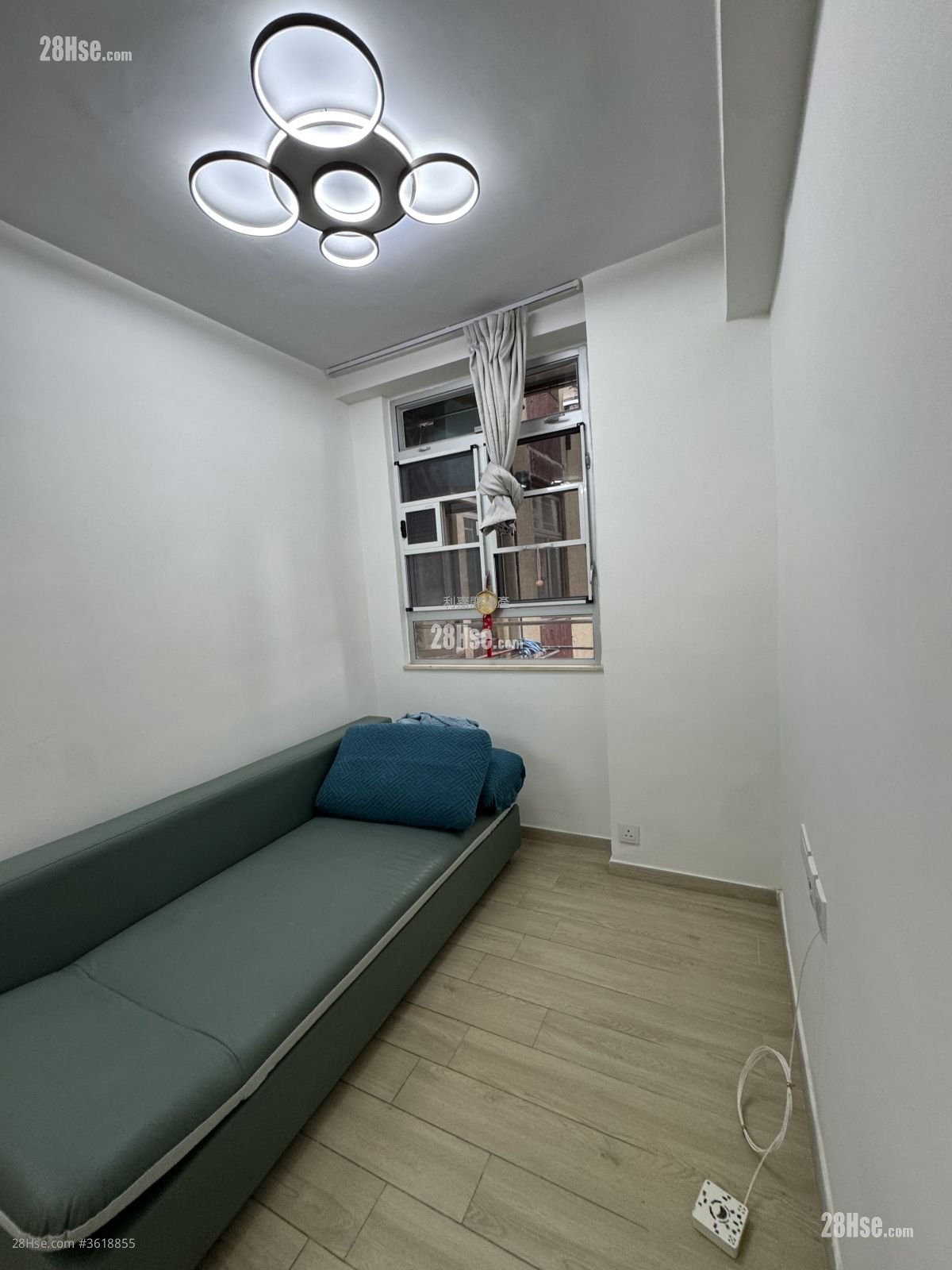 Wang Kwong Building Sell 2 Bedrooms , 1 Bathroom 386 ft² Wang Kwong Building Sell 2 Bedrooms , 1 Bathroom 386 ft²