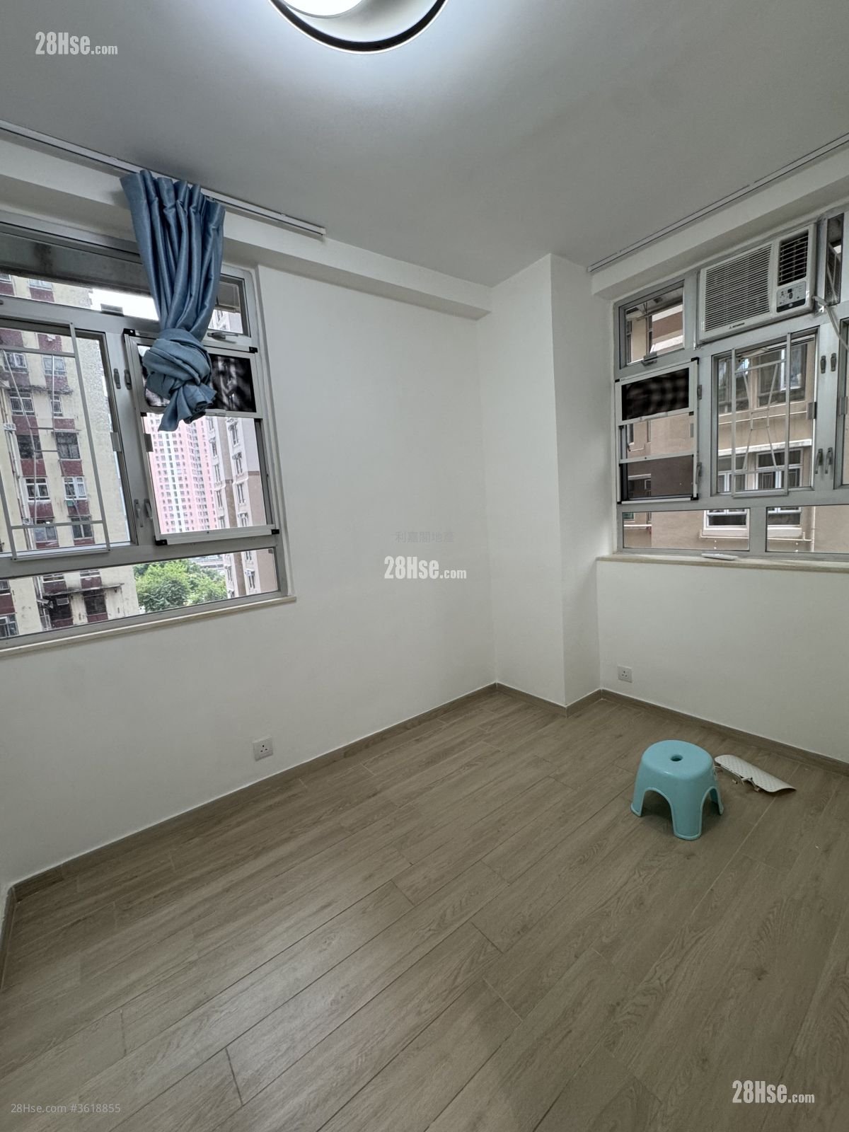 Wang Kwong Building Sell 2 Bedrooms , 1 Bathroom 386 ft² Wang Kwong Building Sell 2 Bedrooms , 1 Bathroom 386 ft²