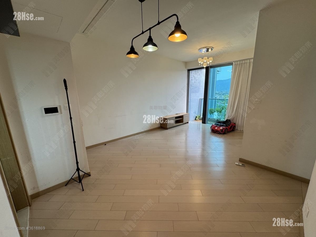 峻峦 租盘 4 房 , 2 浴室 909 平方尺 峻峦 租盘 4 房 , 2 浴室 909 平方尺