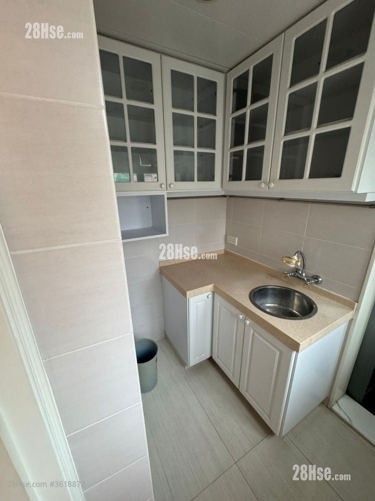 Kam Fai Building Rental 1 Bedroom , 1 Bathroom 340 ft² Kam Fai Building Rental 1 Bedroom , 1 Bathroom 340 ft²