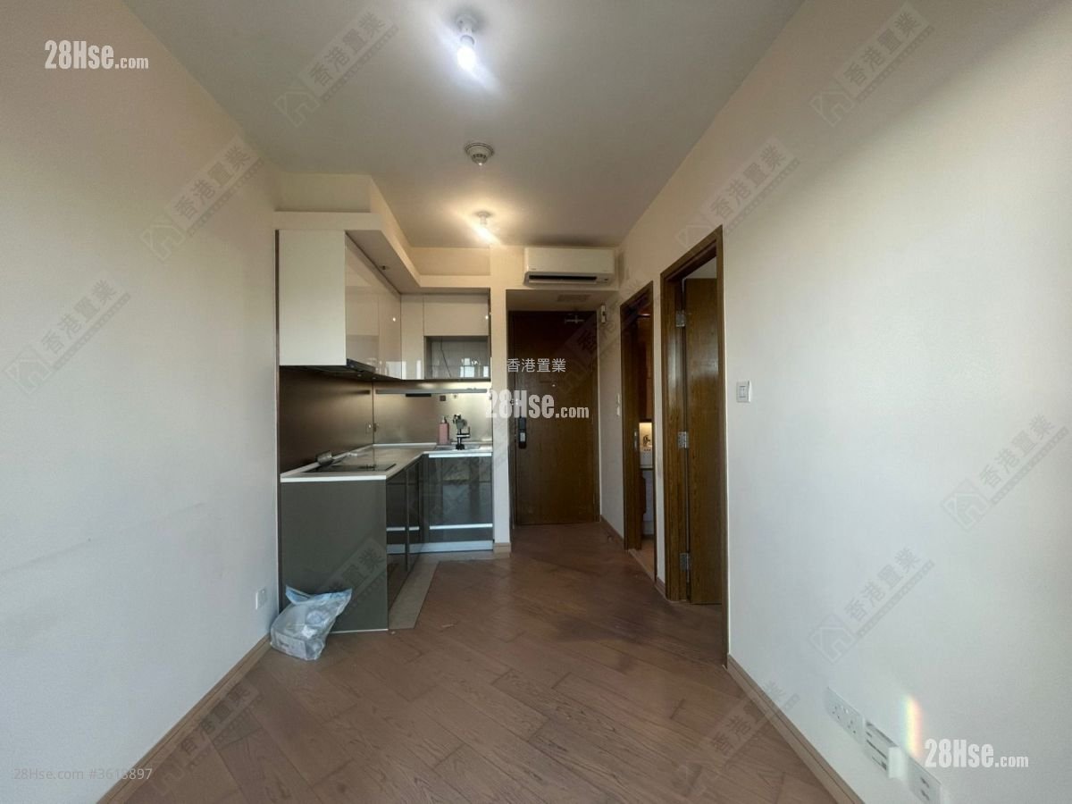 South Coast Sell 1 Bedroom , 1 Bathroom 254 ft² South Coast Sell 1 Bedroom , 1 Bathroom 254 ft²