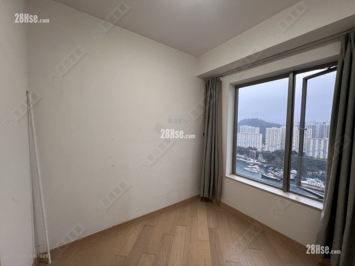 South Coast Sell 1 Bedroom , 1 Bathroom 254 ft² South Coast Sell 1 Bedroom , 1 Bathroom 254 ft²