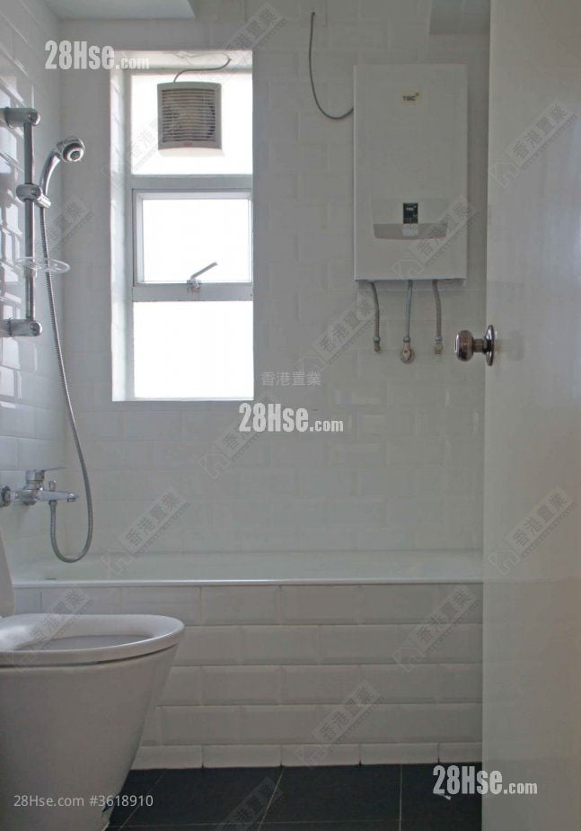 Good View Court Rental 2 Bedrooms , 1 Bathroom 561 ft² Good View Court Rental 2 Bedrooms , 1 Bathroom 561 ft²