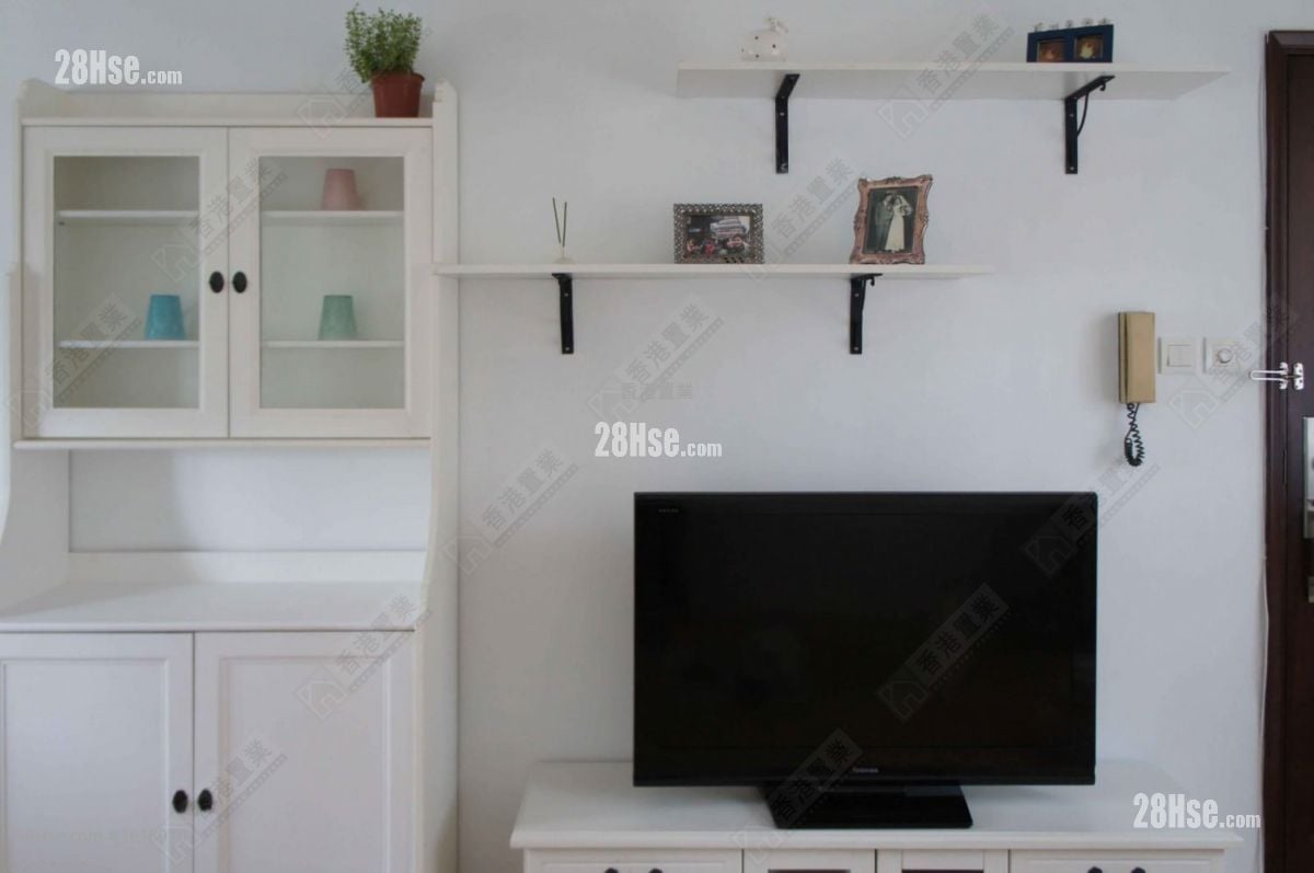 Good View Court Rental 2 Bedrooms , 1 Bathroom 561 ft² Good View Court Rental 2 Bedrooms , 1 Bathroom 561 ft²