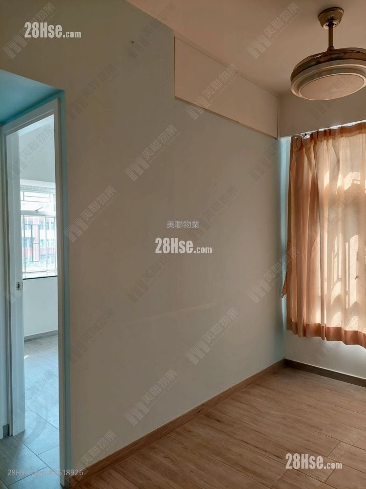 Tsuen Cheong Centre Rental 2 Bedrooms 368 ft² Tsuen Cheong Centre Rental 2 Bedrooms 368 ft²