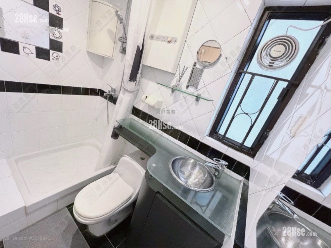 Connaught Garden Rental 2 Bedrooms , 1 Bathroom 340 ft² Connaught Garden Rental 2 Bedrooms , 1 Bathroom 340 ft²