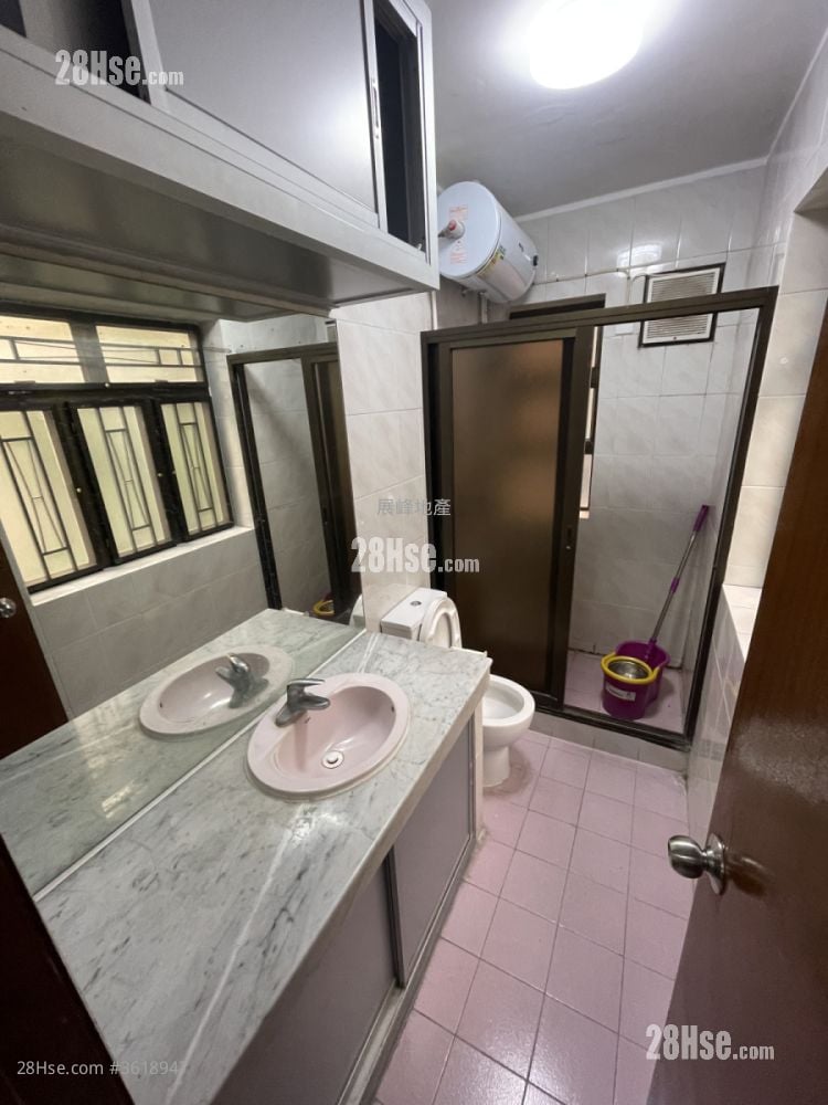 Village Rental Studio , 1 Bathroom 200 ft² Village Rental Studio , 1 Bathroom 200 ft²