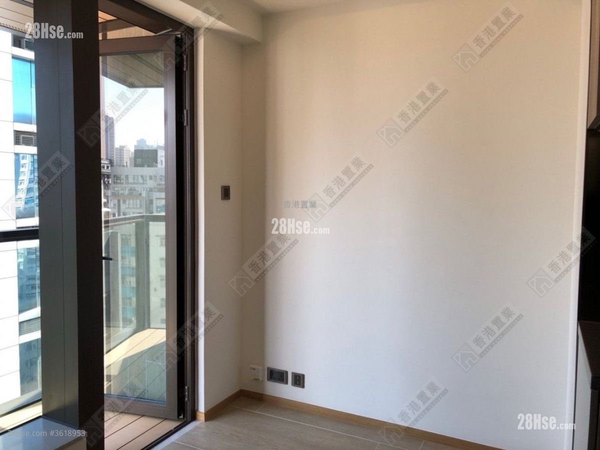 One Prestige Rental 1 Bathroom 167 ft²