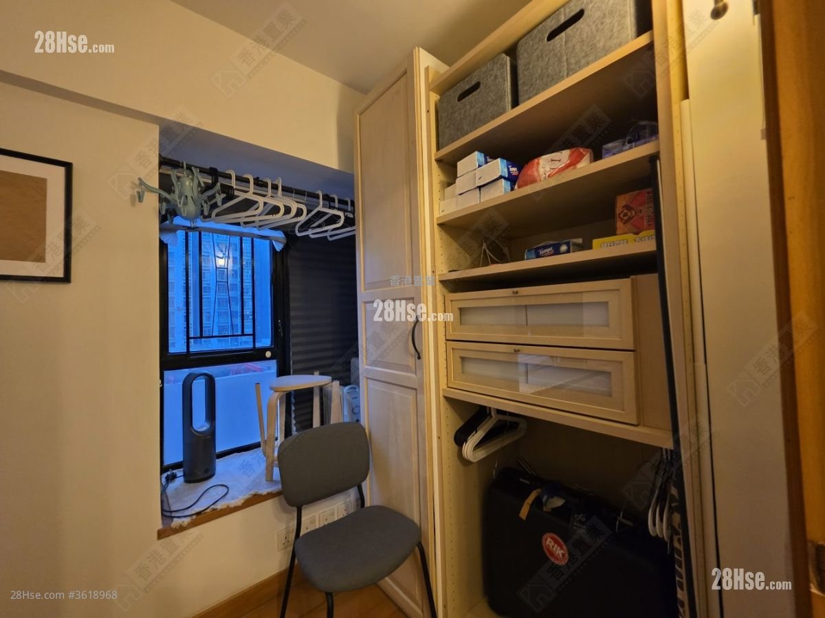 112 Johnston Road Sell 1 Bedroom , 1 Bathroom 214 ft² 112 Johnston Road Sell 1 Bedroom , 1 Bathroom 214 ft²