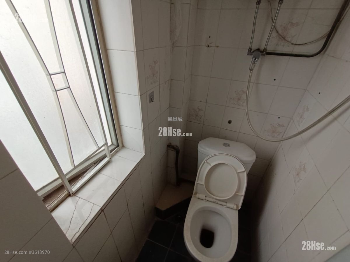 Yu Chau Building Rental 1 Bedroom , 1 Bathroom 180 ft² Yu Chau Building Rental 1 Bedroom , 1 Bathroom 180 ft²