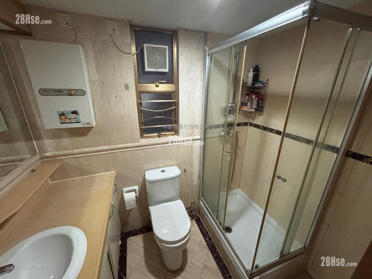 新峰花园 售盘 2 房 , 1 浴室 513 平方尺 新峰花园 售盘 2 房 , 1 浴室 513 平方尺