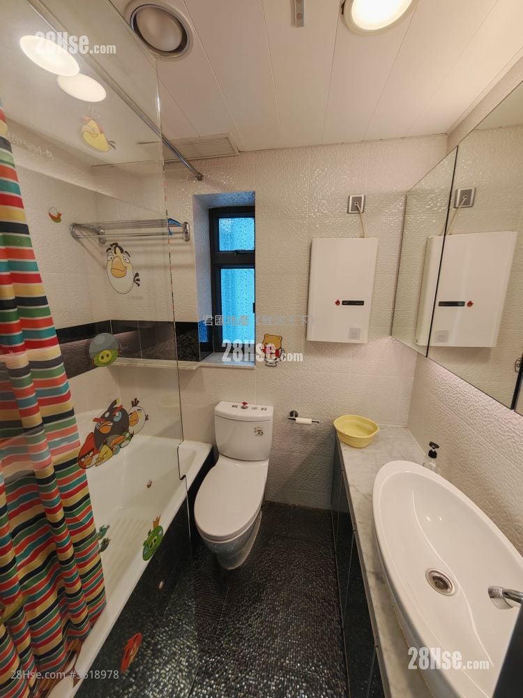 Canaryside Sell 3 Bedrooms , 2 Bathrooms 666 ft² Canaryside Sell 3 Bedrooms , 2 Bathrooms 666 ft²