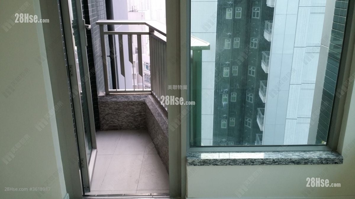 City Point Rental 3 Bedrooms , 2 Bathrooms 694 ft² City Point Rental 3 Bedrooms , 2 Bathrooms 694 ft²
