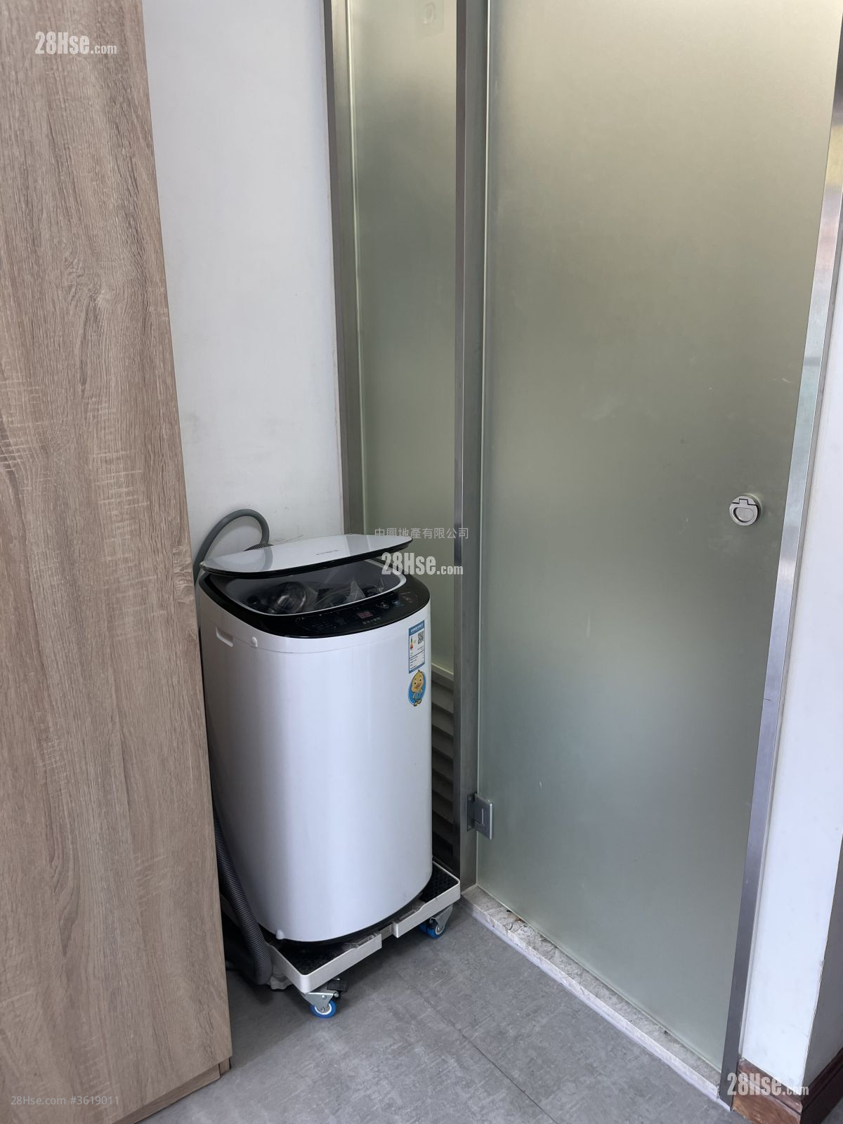 AVA62 租盤 開放式間隔 , 1 浴室 173 平方呎 AVA62 租盤 開放式間隔 , 1 浴室 173 平方呎