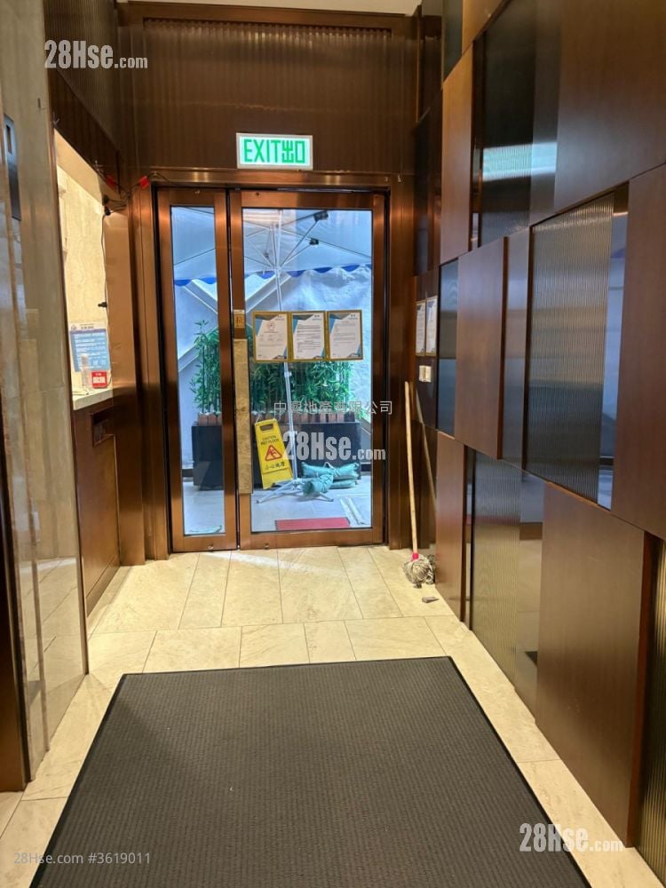 AVA62 租盤 開放式間隔 , 1 浴室 173 平方呎 AVA62 租盤 開放式間隔 , 1 浴室 173 平方呎