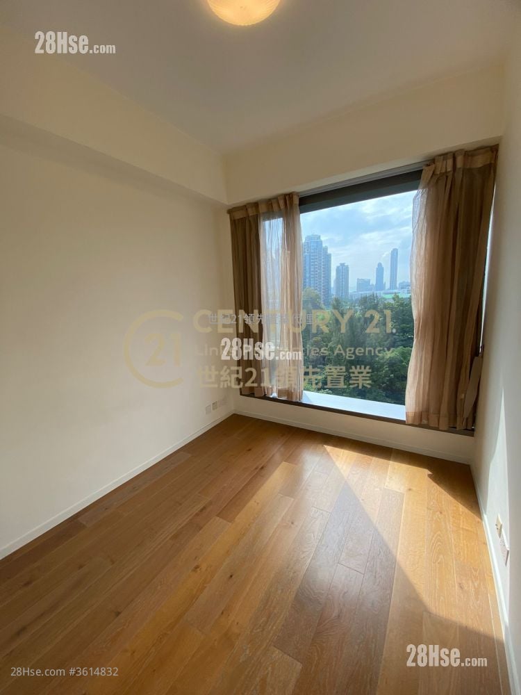 Homantin Hillside Rental 4 Bedrooms , 2 Bathrooms 1,257 ft² Homantin Hillside Rental 4 Bedrooms , 2 Bathrooms 1,257 ft²