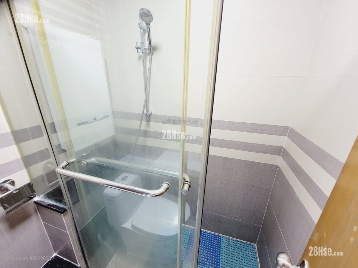 Kwong Lam Court Rental 3 Bedrooms , 1 Bathroom 595 ft² Kwong Lam Court Rental 3 Bedrooms , 1 Bathroom 595 ft²
