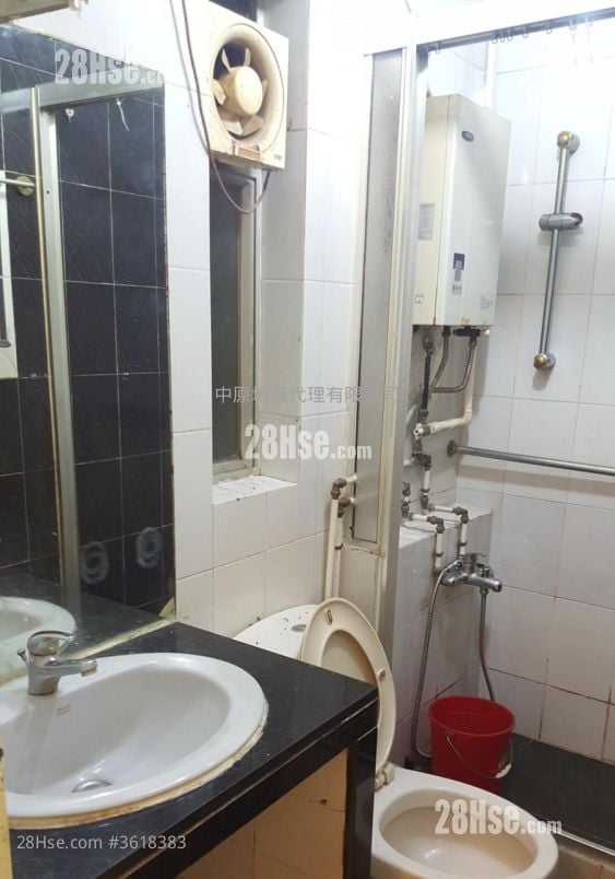 顯明苑 售盤 2 房 , 1 浴室 431 平方呎 顯明苑 售盤 2 房 , 1 浴室 431 平方呎