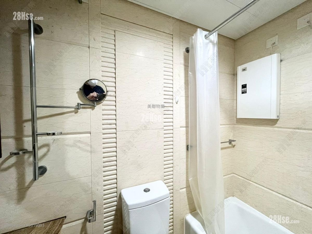 Harbour Green Sell 2 Bedrooms 478 ft² Harbour Green Sell 2 Bedrooms 478 ft²