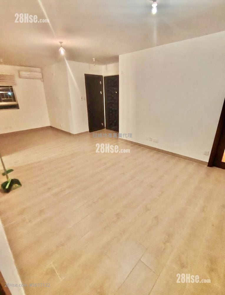 沙埔村村屋 Rental 3 Bedrooms , 2 Bathrooms 700 ft² 沙埔村村屋 Rental 3 Bedrooms , 2 Bathrooms 700 ft²