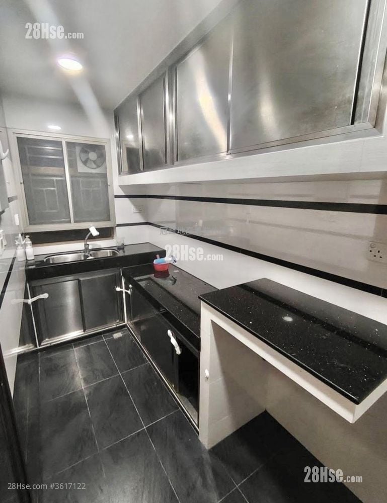 沙埔村村屋 Rental 3 Bedrooms , 2 Bathrooms 700 ft² 沙埔村村屋 Rental 3 Bedrooms , 2 Bathrooms 700 ft²