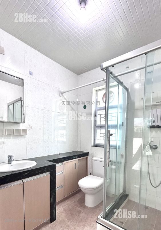 Village Rental 3 Bedrooms , 1 Bathroom Village Rental 3 Bedrooms , 1 Bathroom