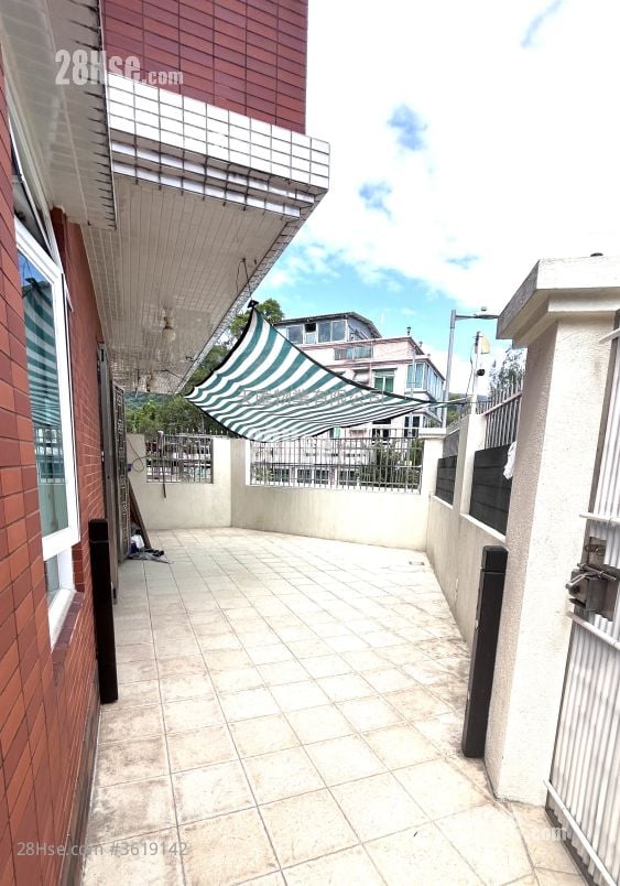 Village Rental 3 Bedrooms , 1 Bathroom Village Rental 3 Bedrooms , 1 Bathroom
