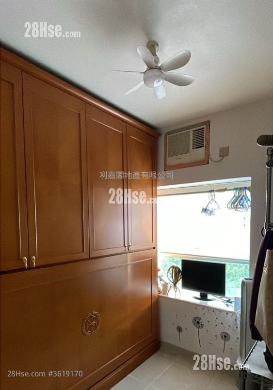 麗城花園 售盤 3 房 , 2 浴室 668 平方呎 麗城花園 售盤 3 房 , 2 浴室 668 平方呎