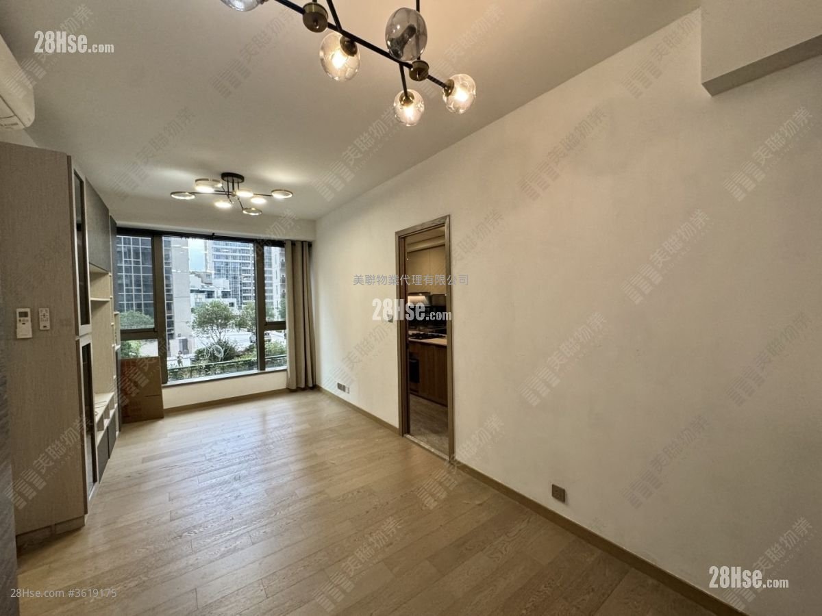 Centra Horizon Sell 2 Bedrooms , 1 Bathroom 620 ft² Centra Horizon Sell 2 Bedrooms , 1 Bathroom 620 ft²